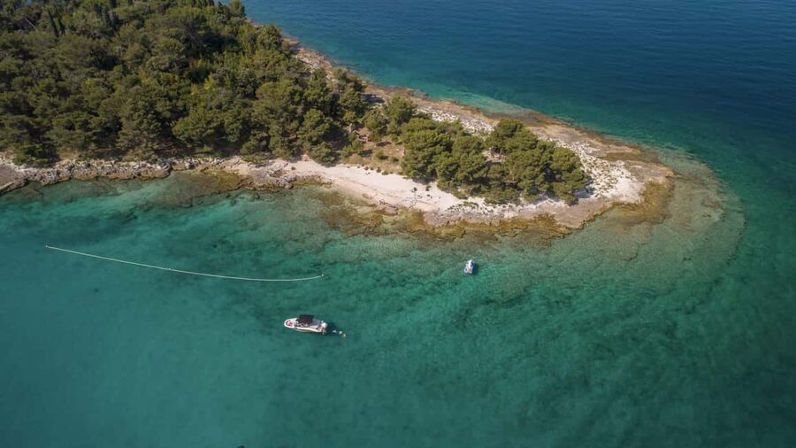 Rovinj or Vrsar: Lim Fjord & Rovinj islands Speedboat Tour - St. Ivan Island, the lighthouse, and snorkeling