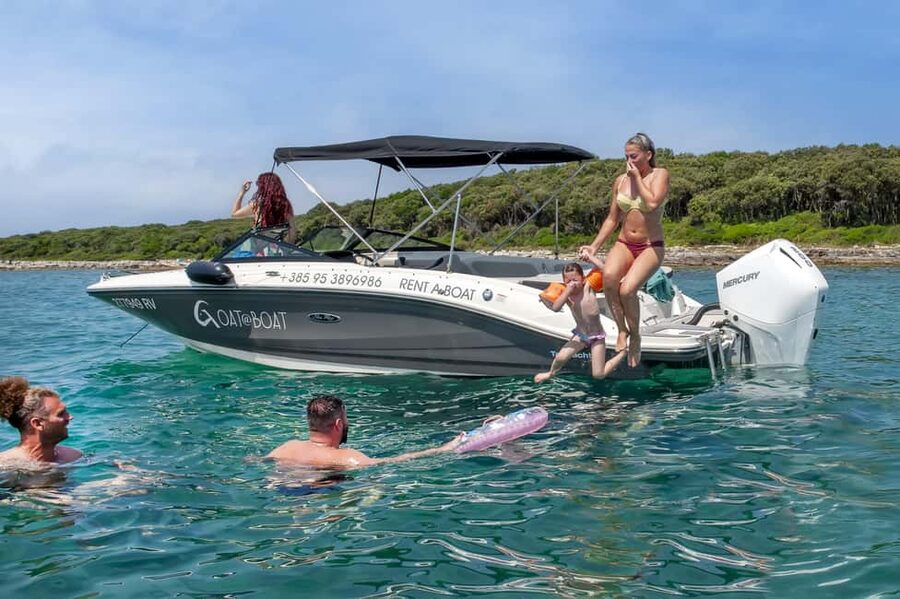 Rovinj or Vrsar: Rovinj Islands and Lim Fjord Speedboat Tour - A private day around Rovinj’s island coast