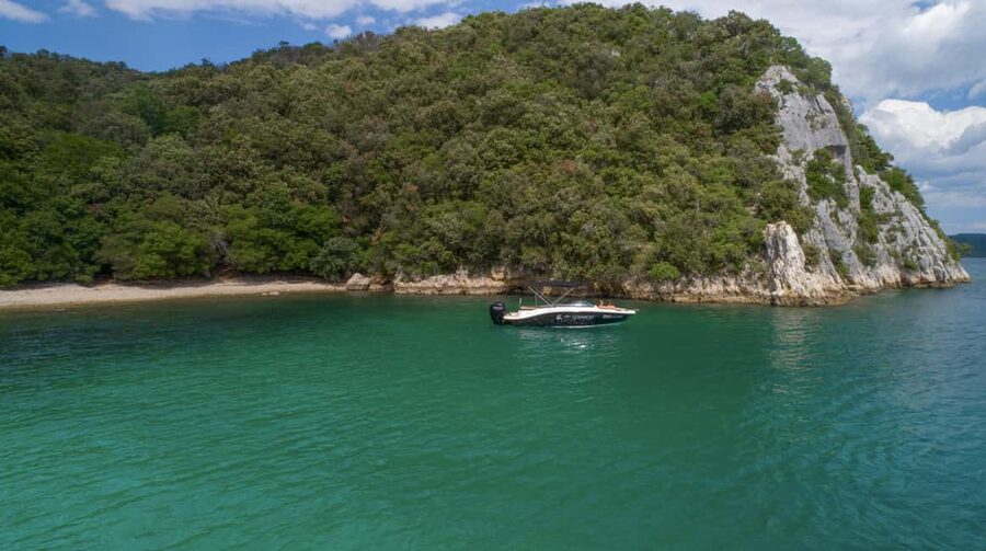 Rovinj or Vrsar: Rovinj Islands and Lim Fjord Speedboat Tour - Two Sisters, Pisulj, and the clearest water stops