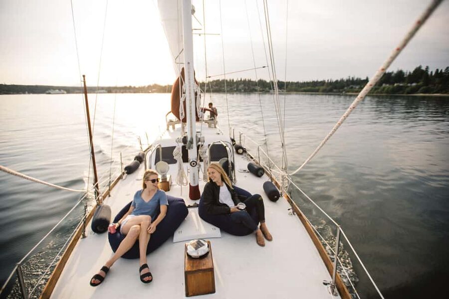 Sail Bainbridge Island & Seattle Waters - Classic Sailboat - Getting to Harbour Marina from Seattle