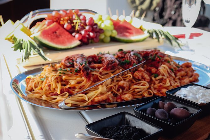 Sailing Cruise to Dia Island with Meal and Water Activities - Three hours in Saint George Bay