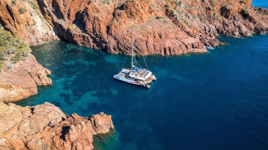 Saint-Raphaël: Day Cruise with Meal to the Lérins Islands - A modern catamaran with a social finish