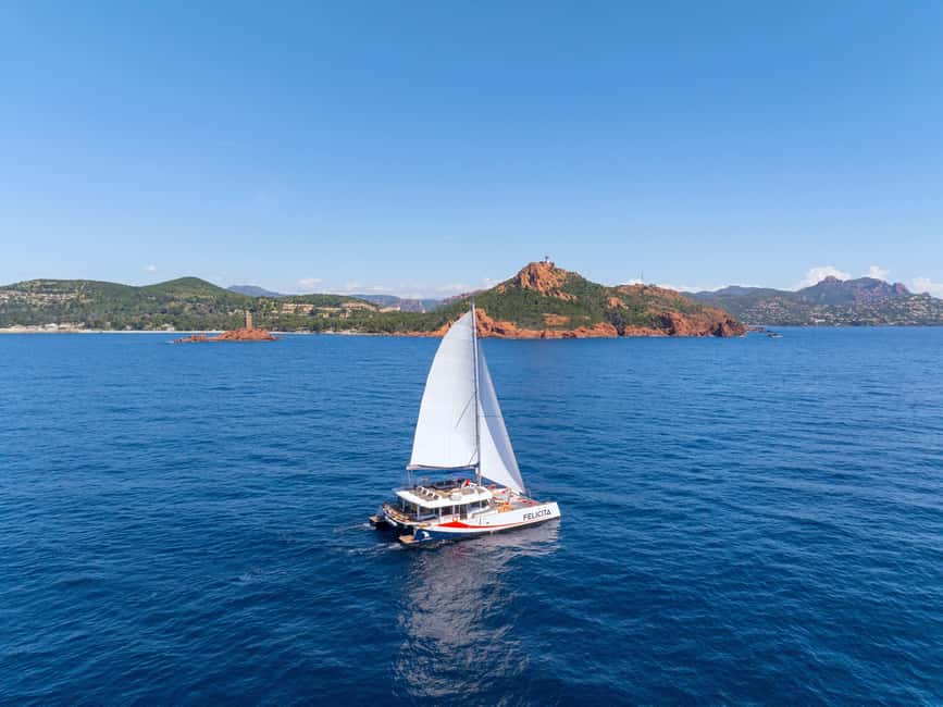 Saint-Raphaël: Golden Island Afternoon Cruise with Drinks - Leaving Saint-Raphaël’s Old Port at 2:00 PM