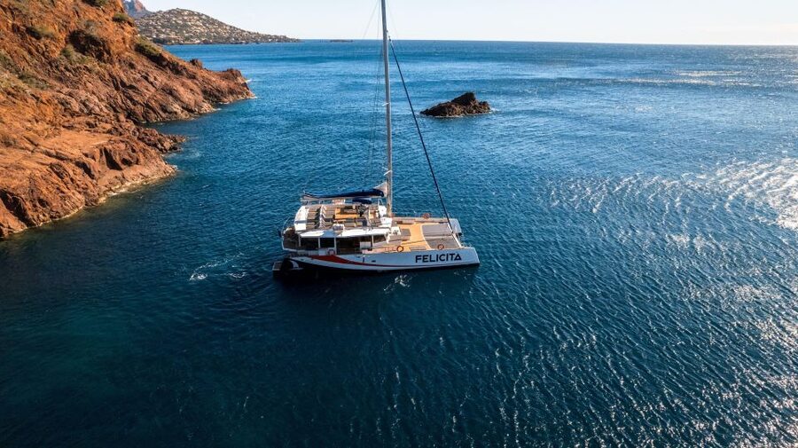 Saint-Raphaël : Sunset & Dinner Cruise to the Golden Island - Who will enjoy this cruise most?