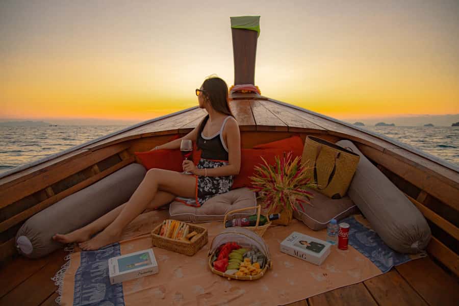 Samui: Pig Island Private Luxury Longtail Boat Tour - Key points at a glance