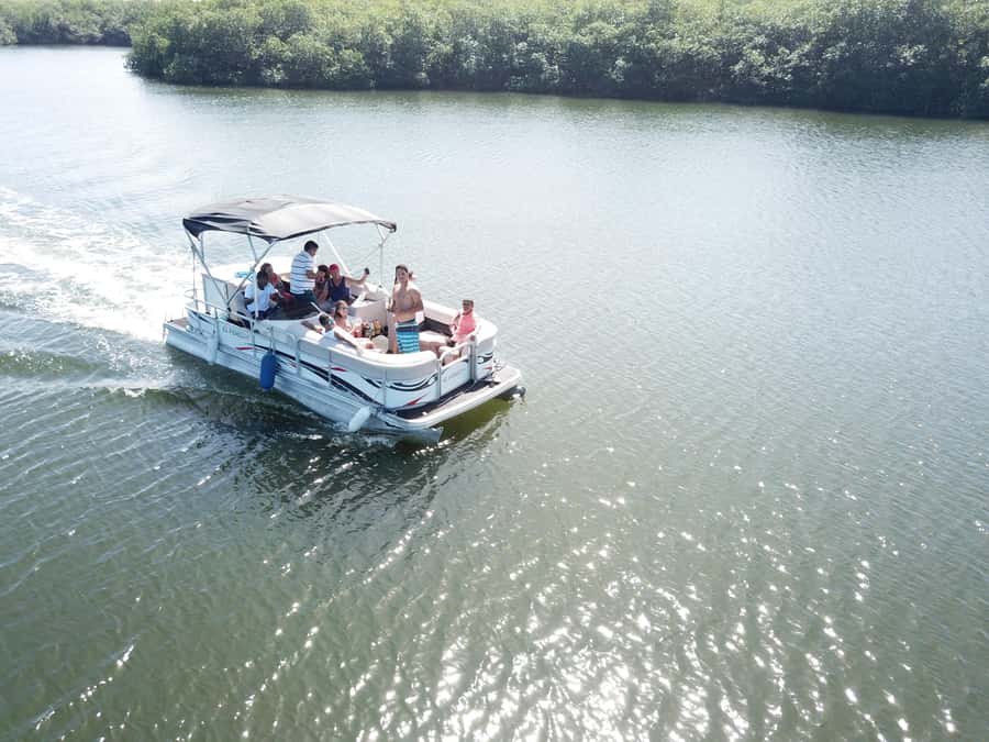 San Andrés: Island Pontoon Boat Tour - El Palito: your first two-hour water stop