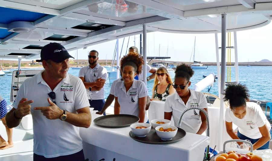 Santa Maria: Sal Island All-inclusive Adults-only Catamaran - From hotel pickup to Palmeira harbor