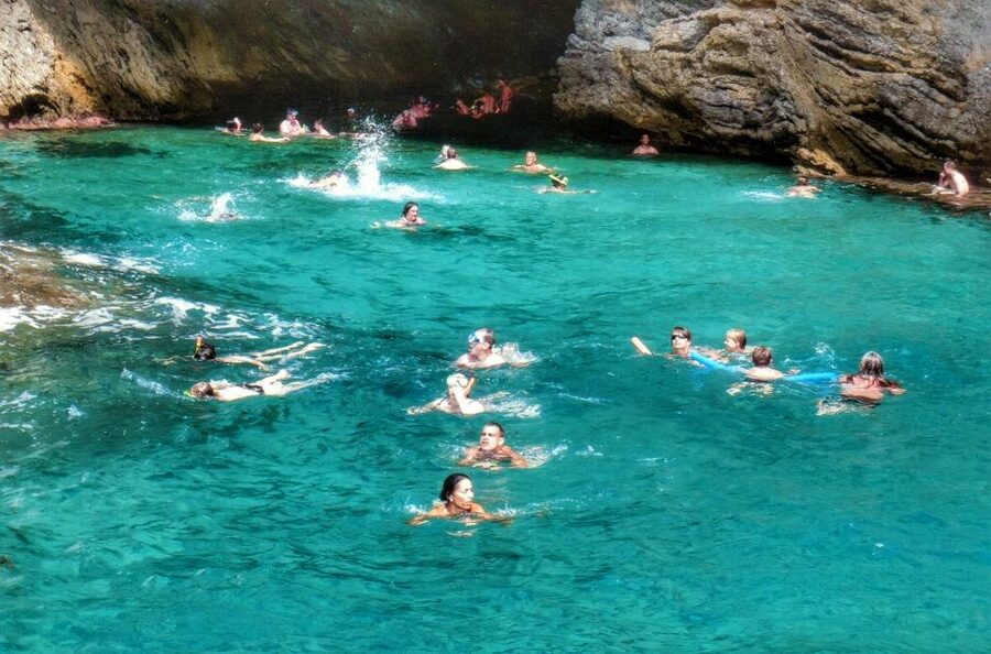 Santa Ponta/Peguera: Dragonera Island Cruise with Swim Stop - One hour on an island once used by pirates