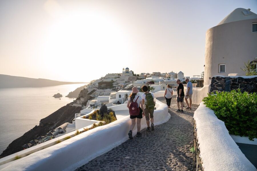 Santorini: Volcanic Islands Cruise with Hot Springs Visit - Adding Oia sunset time