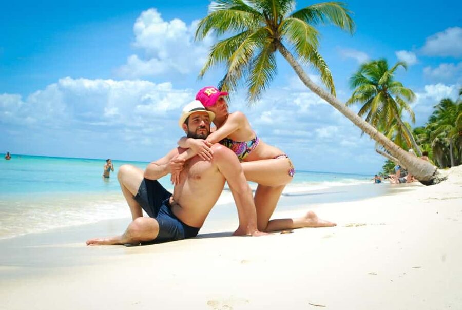 SAONA ISLAND: Catamaran Boat with Open Bar, Lunch and More.. - Three hours on the beach at Saona Island