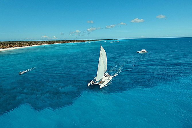Saona Island small group and relax - luxury catamaran - Key points to know before you book