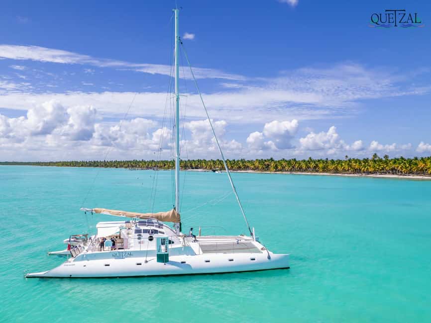 Saona island - Small group tour - Luxury catamaran - Why Quetzal feels different from a standard Saona trip