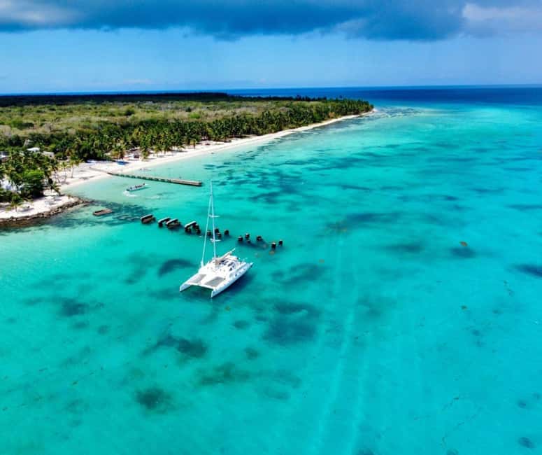 Saona island - Small group tour - Luxury catamaran - The return sail and the value of the $169 price