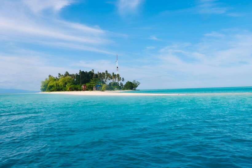 Semporna: Explore 3 Islands Tour Snorkel or Dive & Lunch - The water sessions: snorkeling or introductory scuba