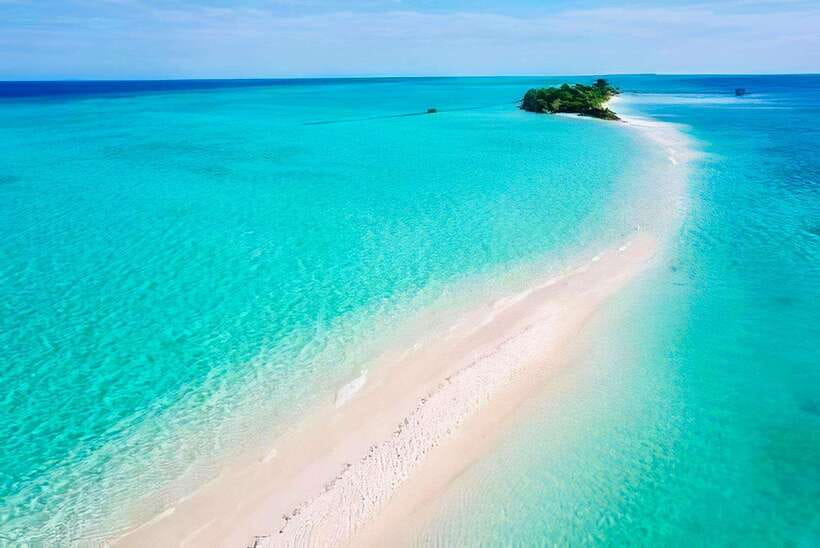 Semporna: Explore 3 Islands Tour Snorkel or Dive & Lunch - Mataking: another chance to get in the water