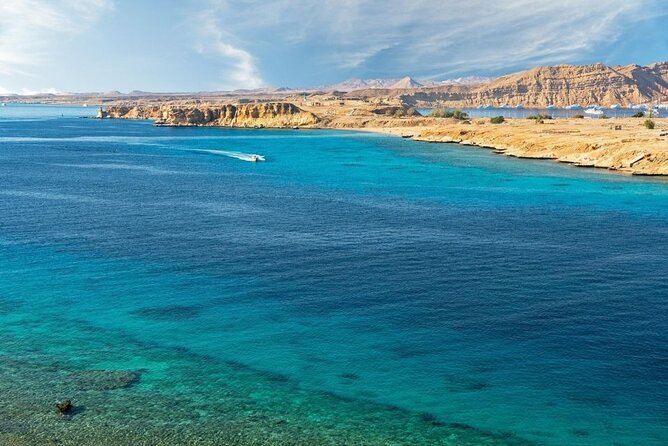 Sharm El Sheikh: White Island and Ras Mohamed Cruise Adventure - White Island, a sandbar with a tidal timetable