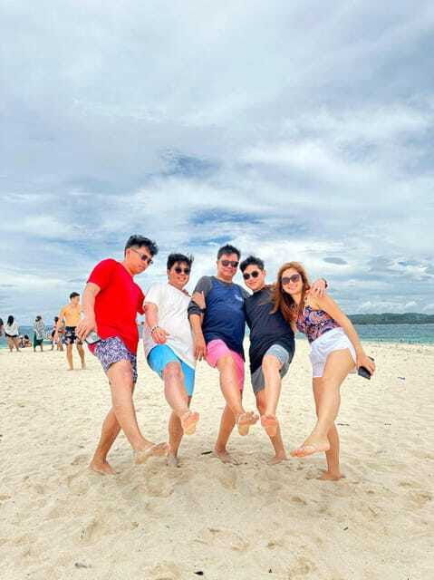 SIARGAO: PRIVATE ISLAND HOPPING GUYAM, DAKU AND NAKED ISLAND - What the $270 price really covers