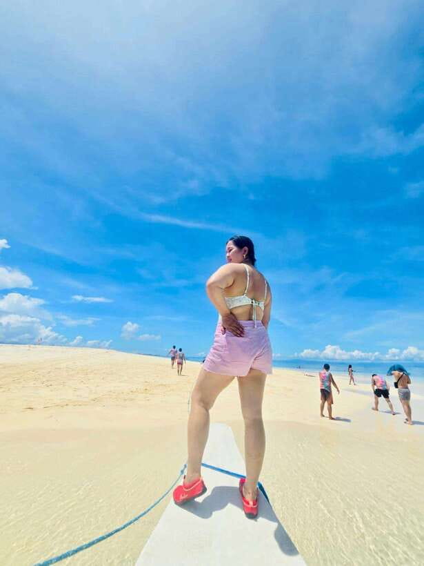 SIARGAO: PRIVATE ISLAND HOPPING GUYAM, DAKU AND NAKED ISLAND - Guide communication matters more than usual