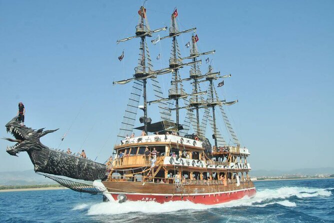 Side: Dolphin Island Boat Tour with Foam Party and Lunch - Lunch arrives while the boat sails toward Dolphin Island