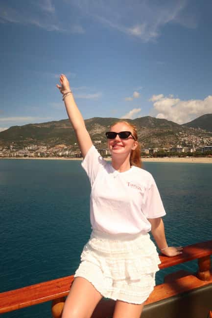 Side Dolphin Island Boat Trip with Lunch & Swim Stops - Lunch, drinks, and the real cost