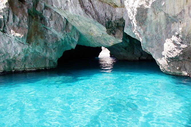 Small Group Capri Island Boat Ride with Swimming and Limoncello - Snacks, drinks, and the social mood