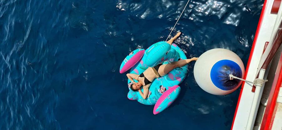 Split: 3 Island & Blue Lagoon Cruise with Lunch & Drinks - The return crossing is part of the day