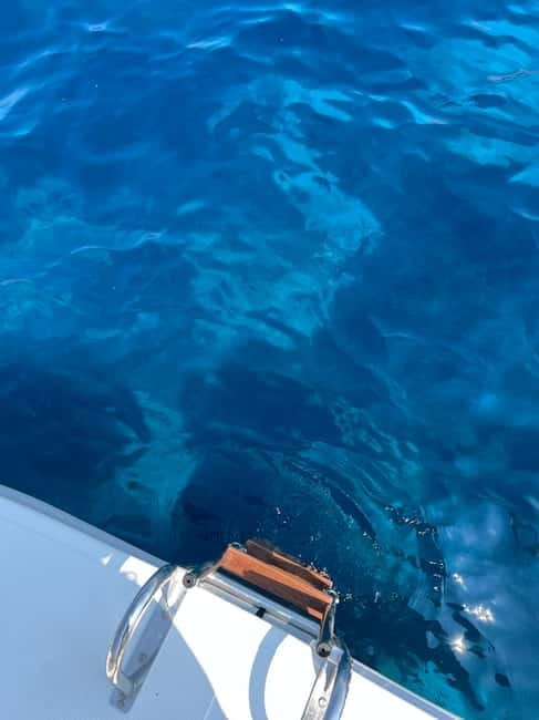 Split: 5 Islands Full-Day Tour to Blue Cave, Vis & Hvar - The final local stop