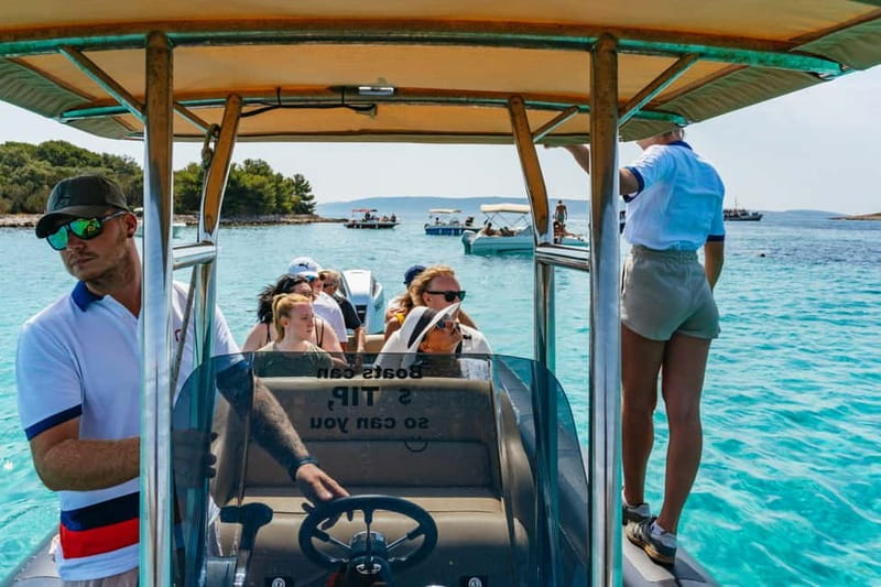 Split: Blue Lagoon & 3 Islands Small Group Speedboat Tour - Maslinica on Šolta: the calmest stop