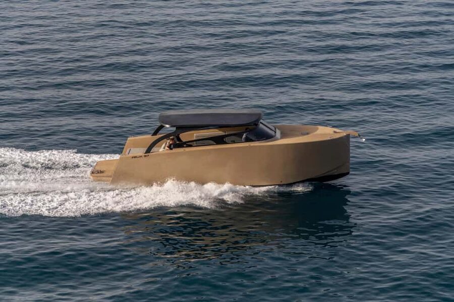 Split: Full-Day 4 Islands Tour by Luxury Boat - What the boat comfort means in practice