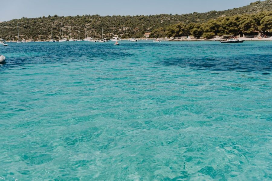 Split/Trogir: Blue Lagoon and 3 Islands Speedboat Tour - Who should book this outing