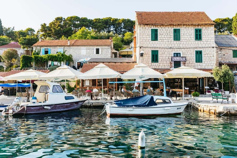 Split/Trogir: Blue Lagoon and 3 Islands Speedboat Tour - Trogir in 50 minutes