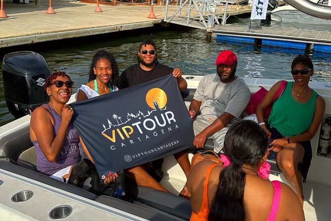 Sport Boat : Rosario Island,lunch on private island - Cholon and Playa Blanca from the boat