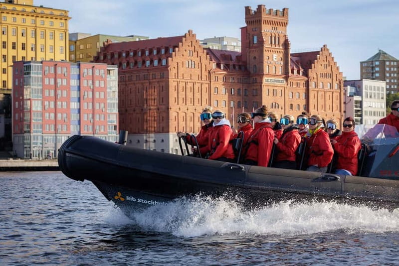 Stockholm: RIB Speed boat tour & archipelago island visit - The fast ride through Vaxholm and the archipelago