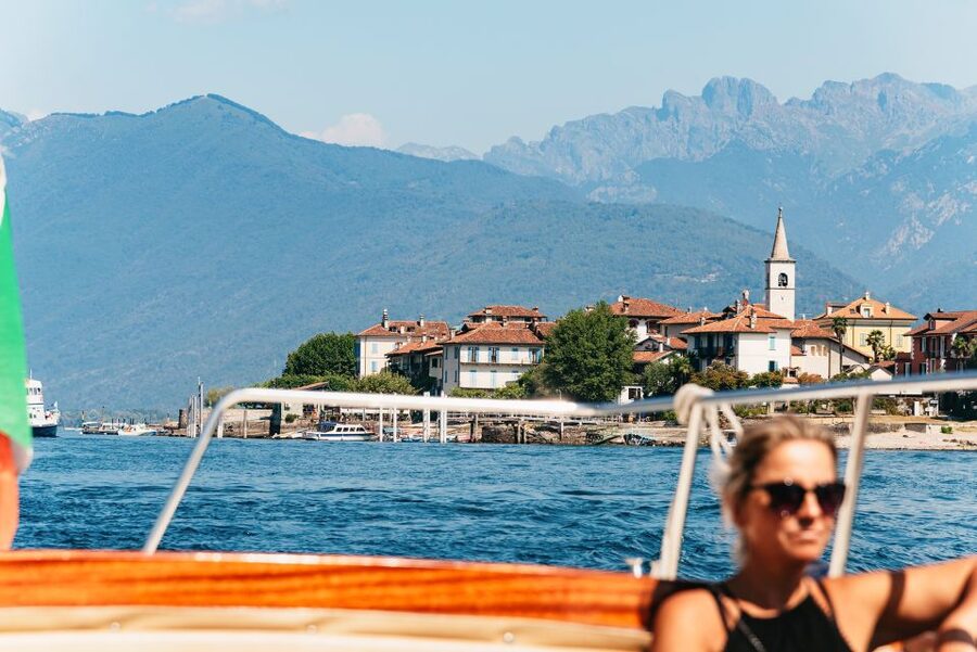 Stresa: 3 Borromean Islands Hop-On Hop-Off Boat Tour - Three islands, three very different moods