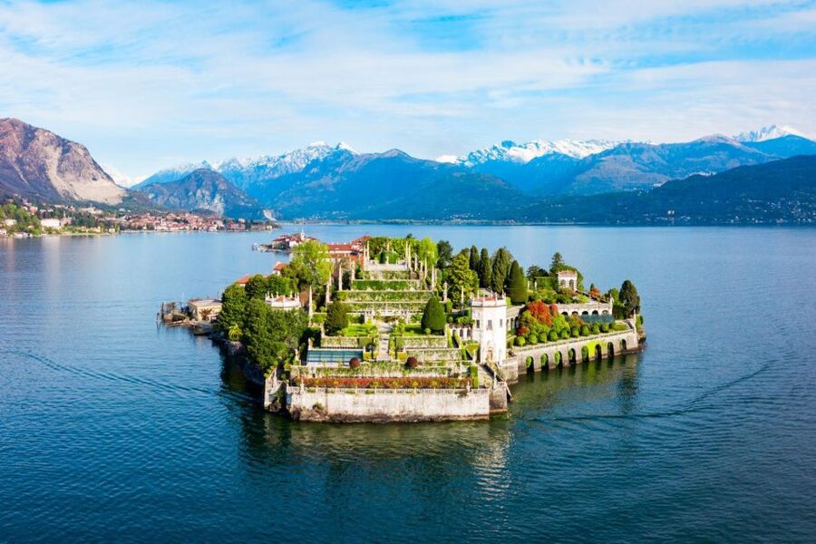 Stresa: Lake Maggiore and Borromean Islands Sunset Cruise - Who will enjoy this most