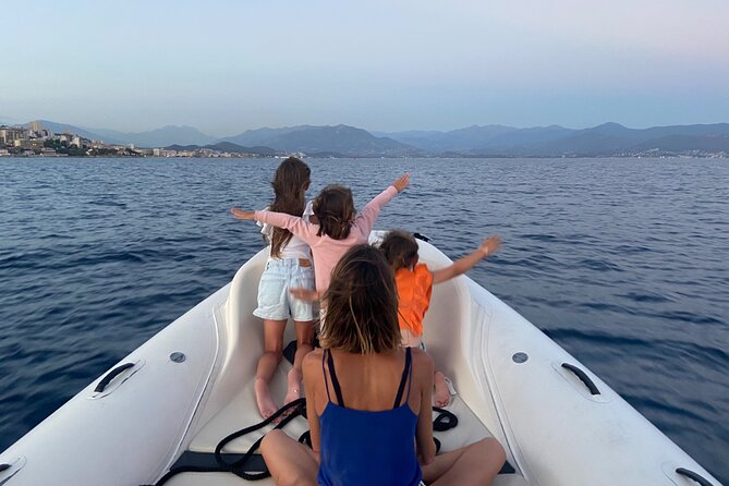 Sunset boat cruise with Aperitif at the Sanguinary Islands - The Corsican aperitif