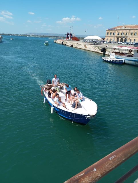 Syracuse: Boat tour Ortigia island,seacaves and Explanations - Key points to know before you book