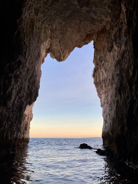 Syracuse: Boat tour Ortigia island,seacaves and Explanations - Is $23 good value for Syracuse?