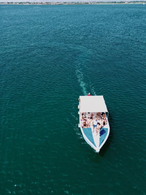 Syracuse: Boat tour Ortigia island,seacaves and Explanations - Practical advice for choosing your departure