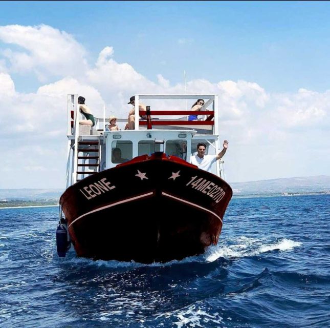 Syracuse: Ortigia Island Boat Tour with Lunch and Wine - Plemmirio Nature Reserve and Clear Water Stops