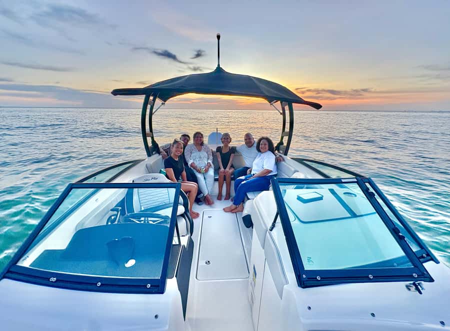 Tampa Bay: Private Sunrise Dolphin & Island Cruise - Birds, music, and the quieter side of Tampa Bay