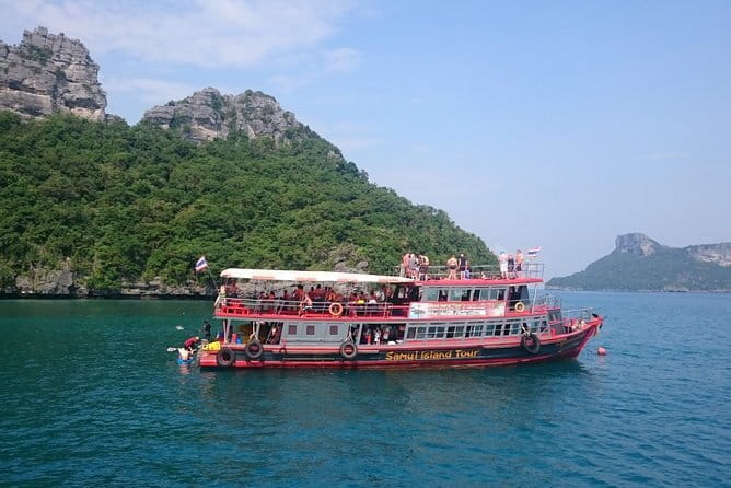 The Pigs Island snorkeling trip from Koh Samui by Speedboat - Beach time on Koh Madsum, also called Pig Island