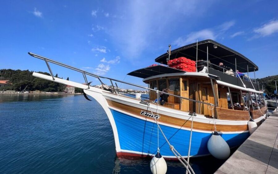 Three Island Boat Tour With Lunch - Lopud and the long three-hour stop