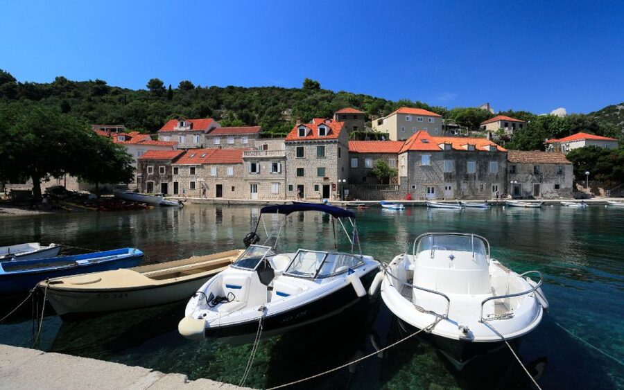 Three Island Boat Tour With Lunch - Lunch, drinks, and the real value of $76