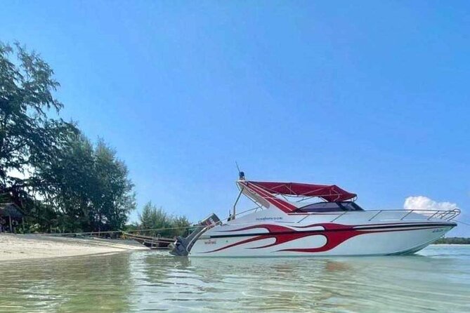 Unspoiled Island Escape: Private Speedboat Tour from Koh Samui - Koh Tan, the first snorkeling stop