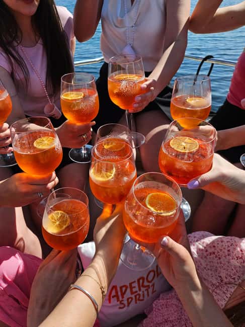 Zadar: 3 Islands Luxury Boat Tour with Aperol Spritz - Aperol Spritz, Prosecco, and the boat atmosphere