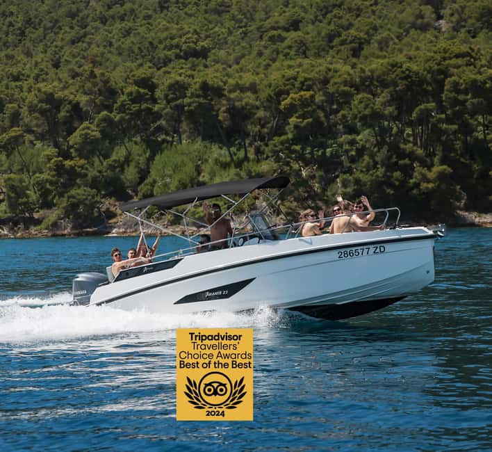 Zadar: Island Hopping Tour Swim and Snorkel with Aperol - A small island with time to wander