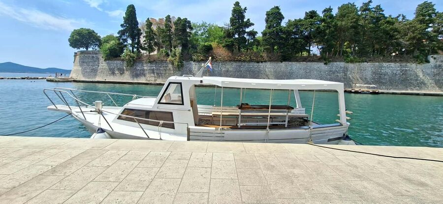 Zadar: Island Hopping Tour Swim and Snorkel with Aperol - Practical comfort on a small boat