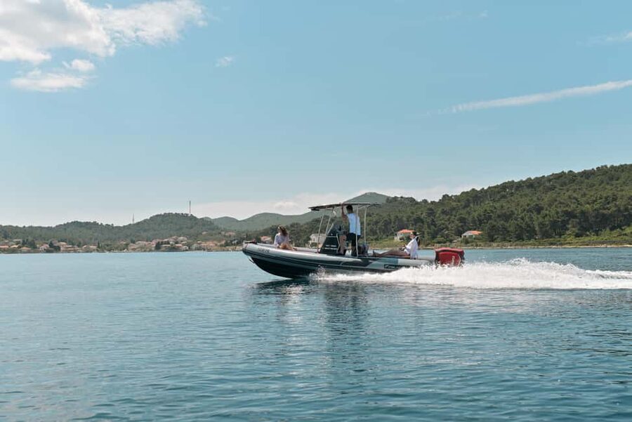 Zadar:Speedboat Tour Thrill Ride with Snorkeling on 3 island - Who should book this tour