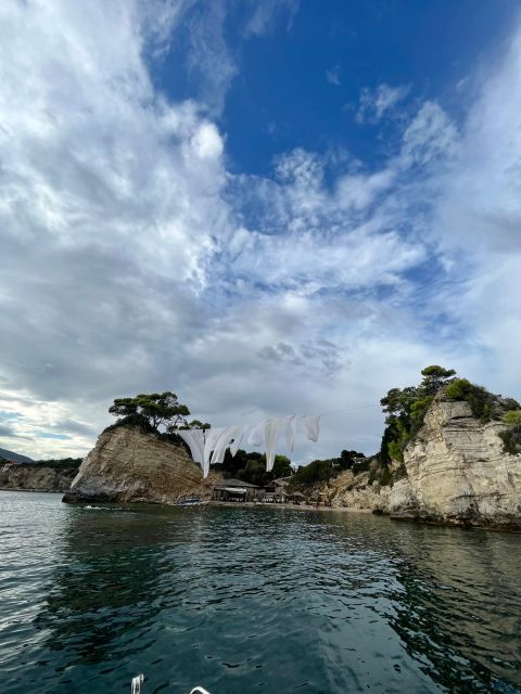 Zakynthos: Turtle Island & Keri Caves Glass-Bottom Boat Tour - The guides make a real difference